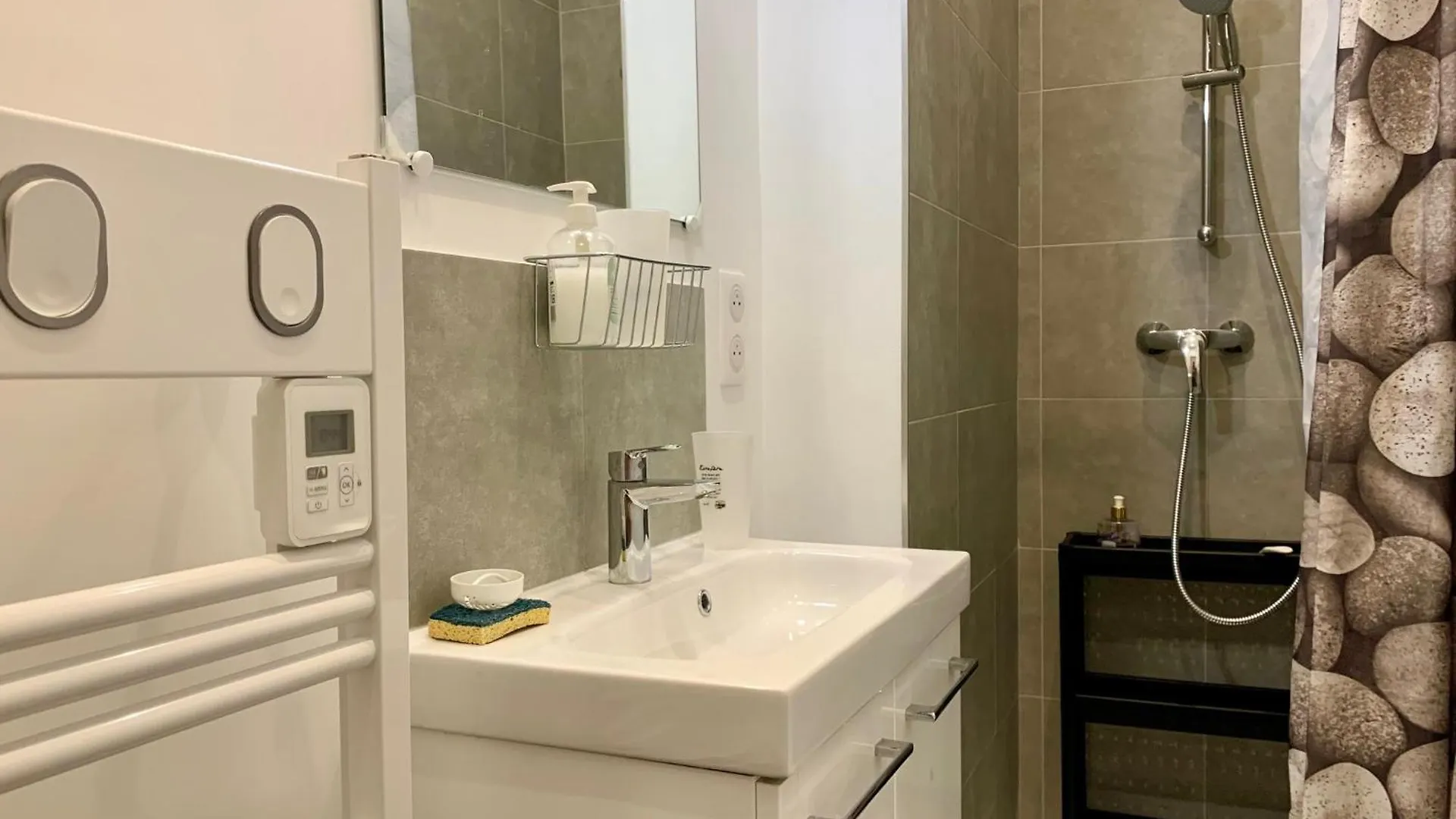 Aparthotel Riviera - Maison Du Grand Sud - Confortable Petit 3 Pieces - Promenade Des Anglais Nice