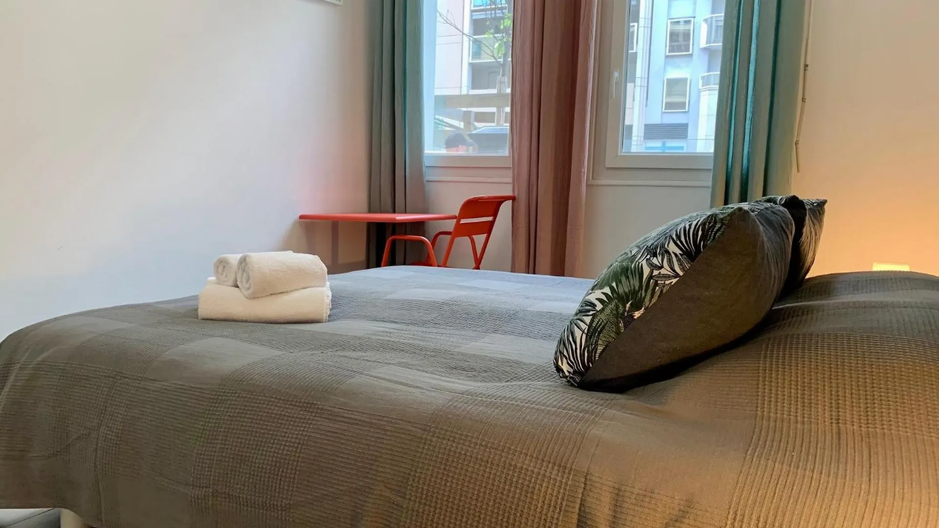 Apartment Aparthotel Riviera - Maison Du Grand Sud - Confortable Petit 3 Pieces - Promenade Des Anglais Nice France